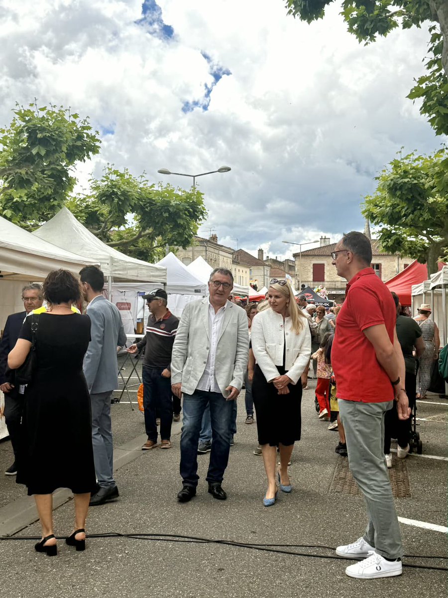 Hélène Laporte tweet media