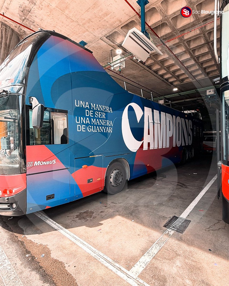 🚨 Le bus du Barça est déjà prêt pour la parade du titre de Liga. 🏆💙❤️

📸 <a href="/SocBlaugranaFC/">SocBlaugrana</a>