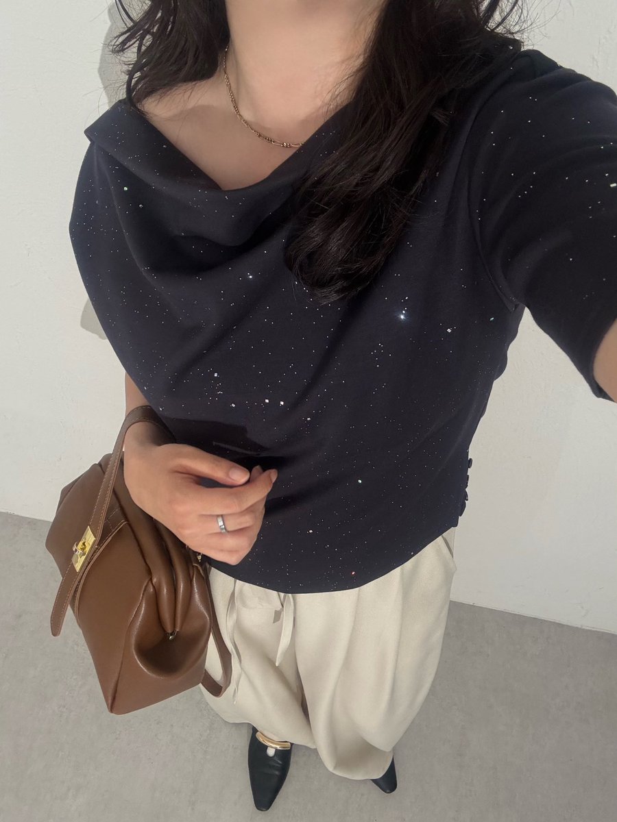 ✴︎ tweet media
