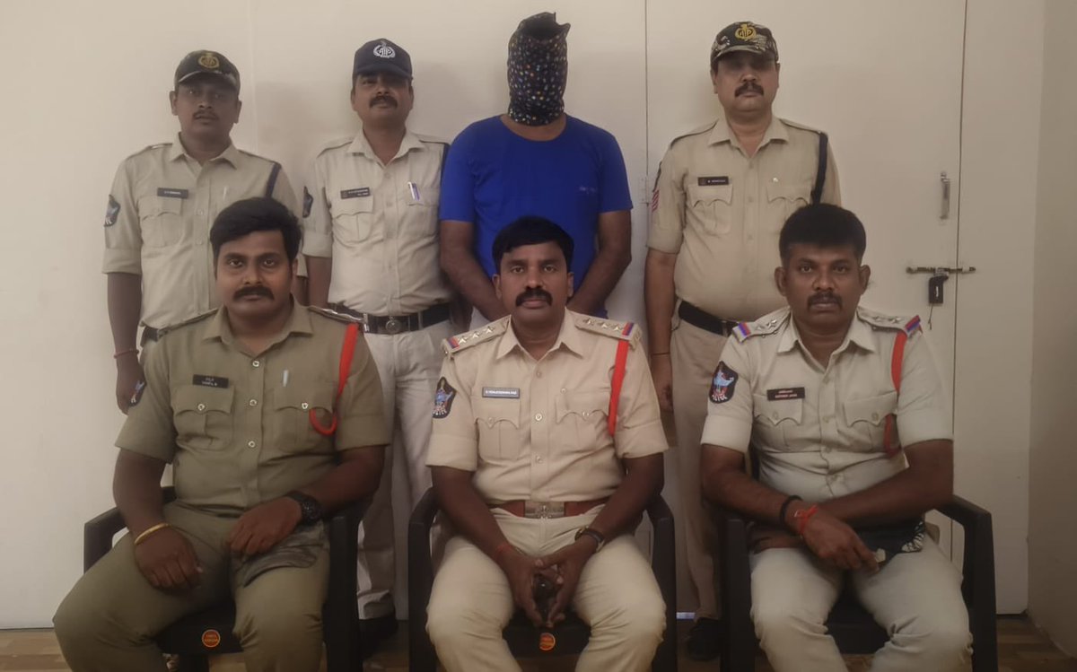 West Godavari District Police tweet media