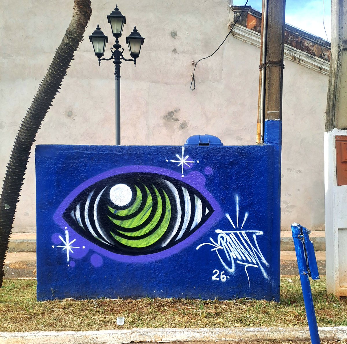 artbilly's tweet photo. #artbilly #art #paintngs #bomb #arteurbana #graffiti #olho #artgaleriaㅤㅤㅤㅤ https://t.co/2k2icWr1wZ