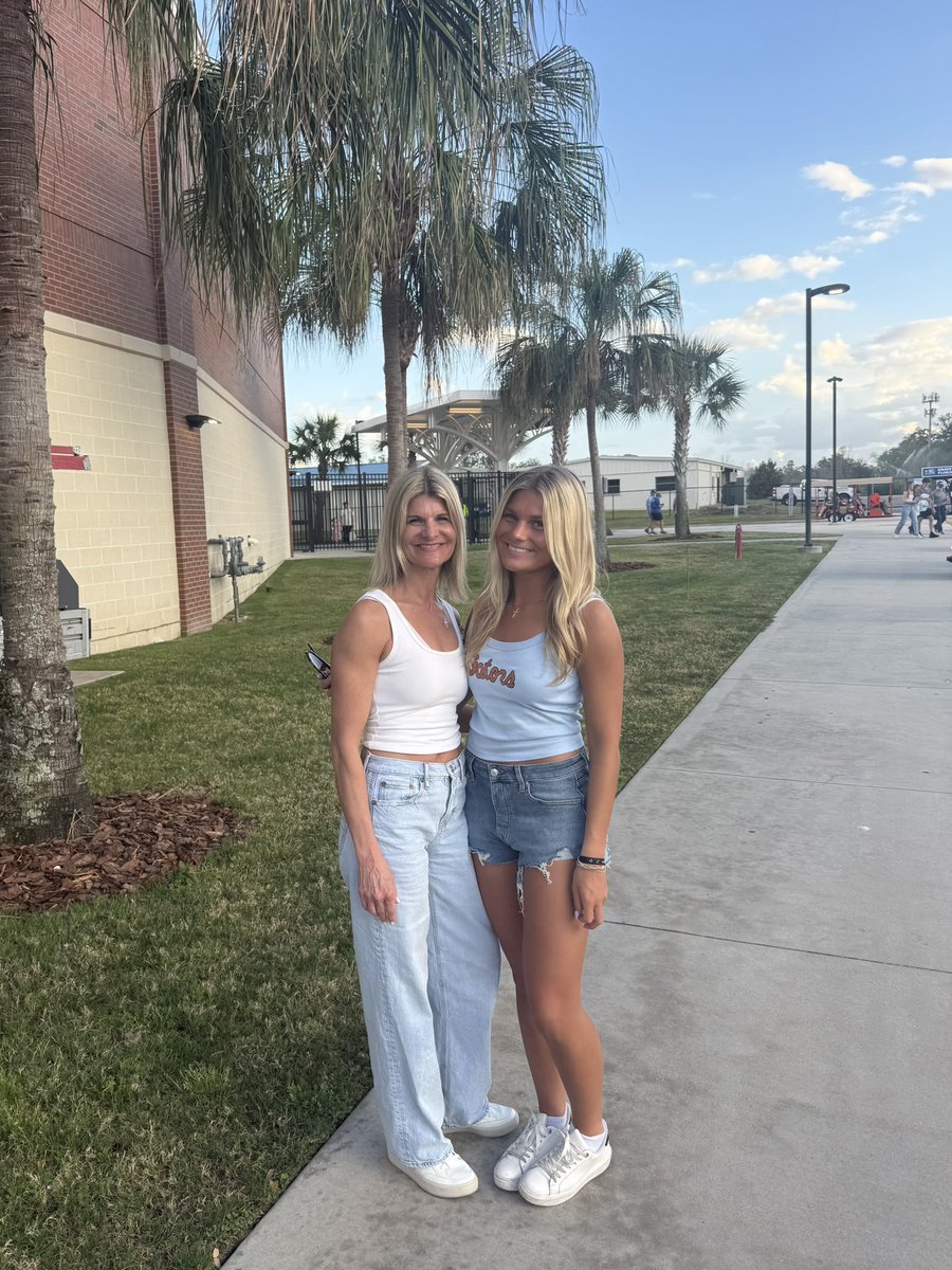 GatorsSoccer's tweet photo. https://t.co/CNbskHkmCg