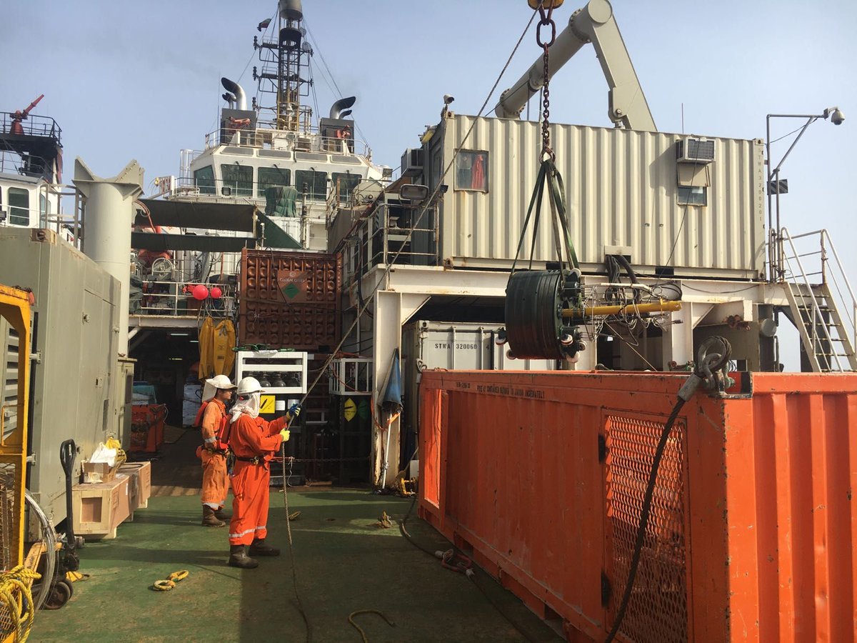 Stats__Group's tweet photo. Successful subsea isolation of a 42” pipeline dead leg housed within an oil storage tank offshore Dubai, UAE.

Read more: https://t.co/25JfL5vfaJ
#pipelines #subsea #mechanicalengineering #oilandgasservices #oil #offshore #statsgroup #dubai #uae #abandonment #decommissioning https://t.co/2rGIg6wMJm
