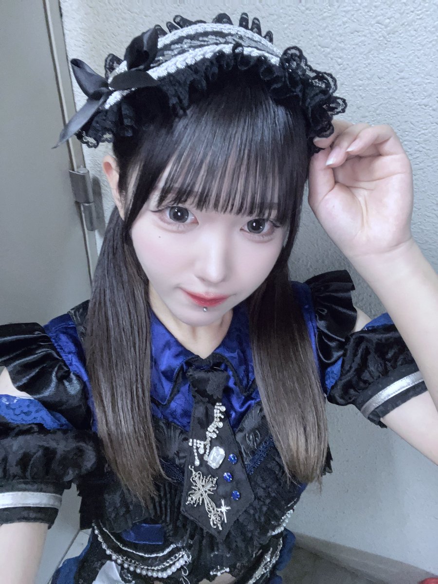 あろ tweet media