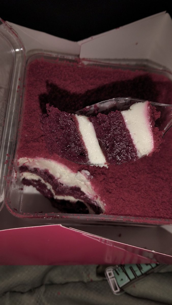 akhirnya keturutan mam red velvet keik