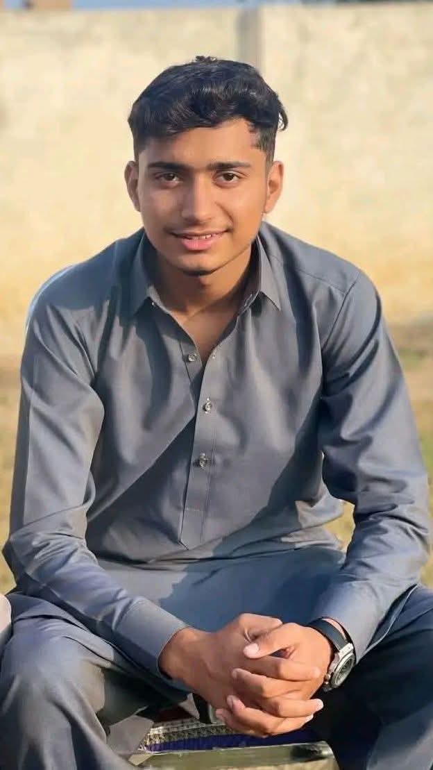 Qamar PindiAana 🌾✨ tweet media