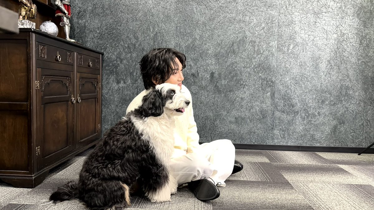 #月刊わんこ 撮影時のオフショットです📸

#喜矢武豊
#劇場版山崎一門Ⅱ