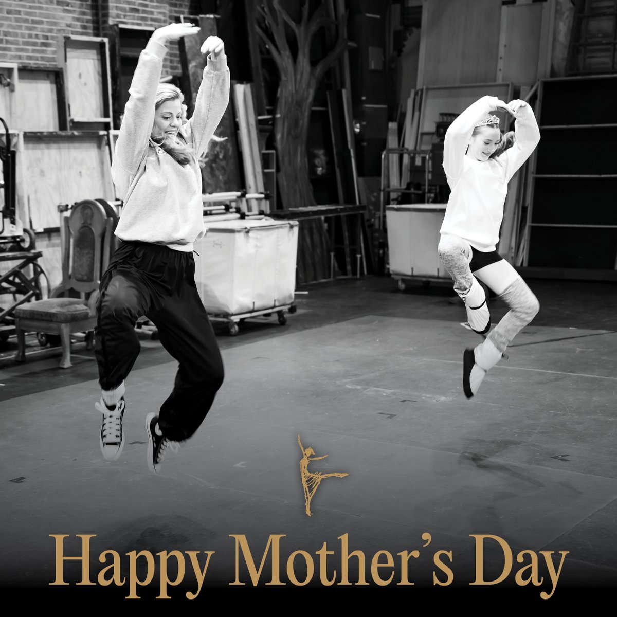 SpfldBallet's tweet photo. Happy Mother's Day! Wishing all Moms, Mamas, Grandmas, and Nans a day full of joy and love!

#HappyMothersDay #MothersDays #SpringfieldBallet #PassionforDance #PoiseforLife https://t.co/H4dHugz0qW