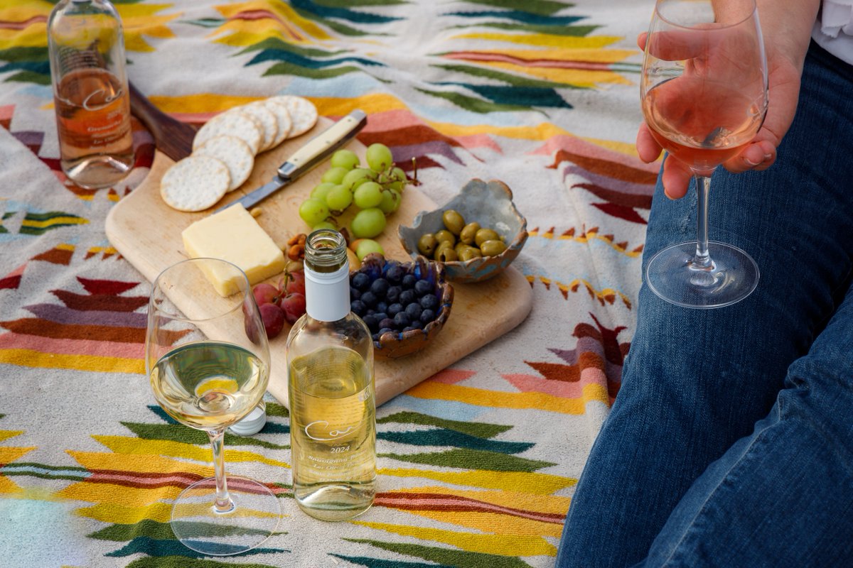 Carr Winery tweet media