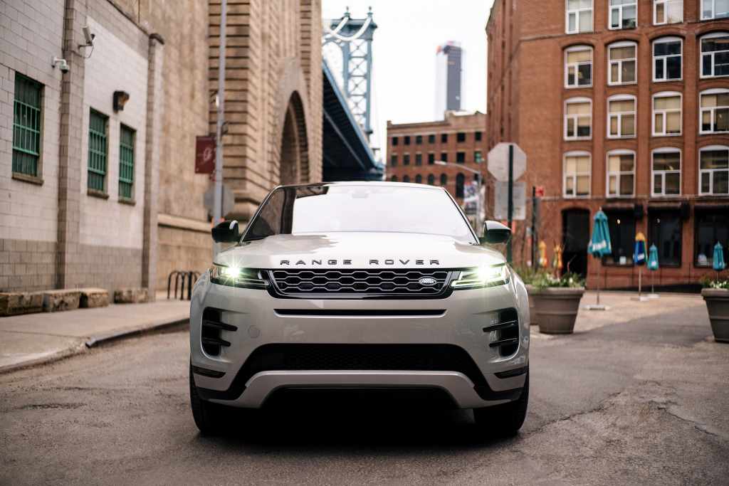 LandRoverDTSLC's tweet photo. Thank you to all the moms who keep their family on the road to success. Happy Mother's Day! https://t.co/1VCeLzjtar