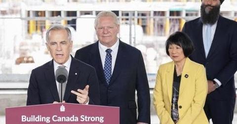 This past week brought the surprising news that housing prices continue to decline in Ontario and British Columbia while rising elsewhere in Canada. Notably, price declines are occurring despite a significant slump in housing starts tinybfs.com/t/LK9Ar9