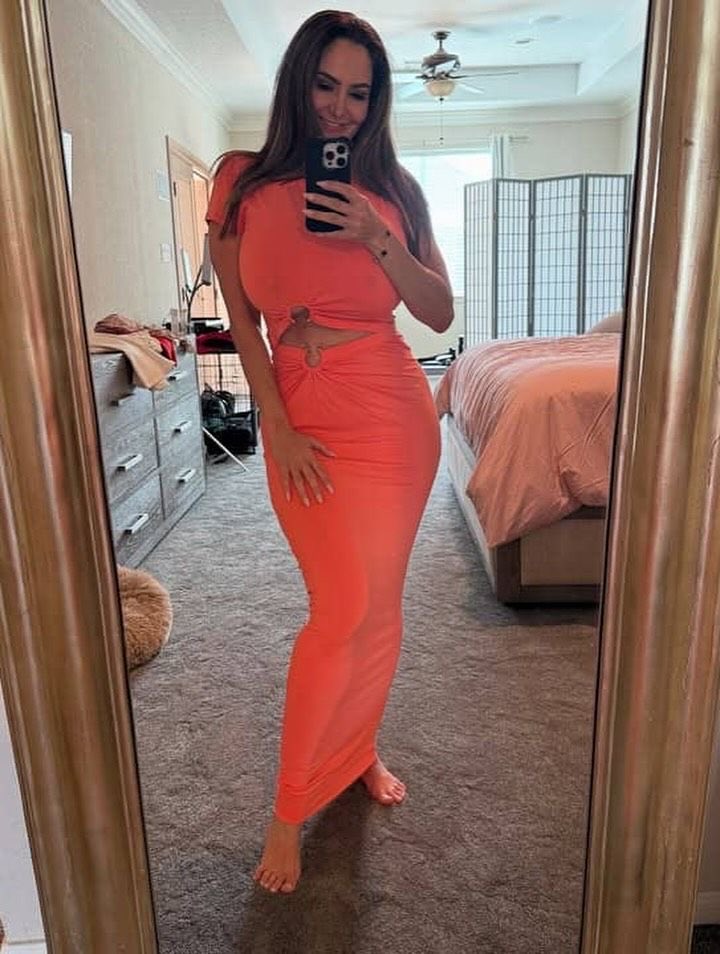 ava addams red dress Photos Ava Addams Divorce | TikTok
