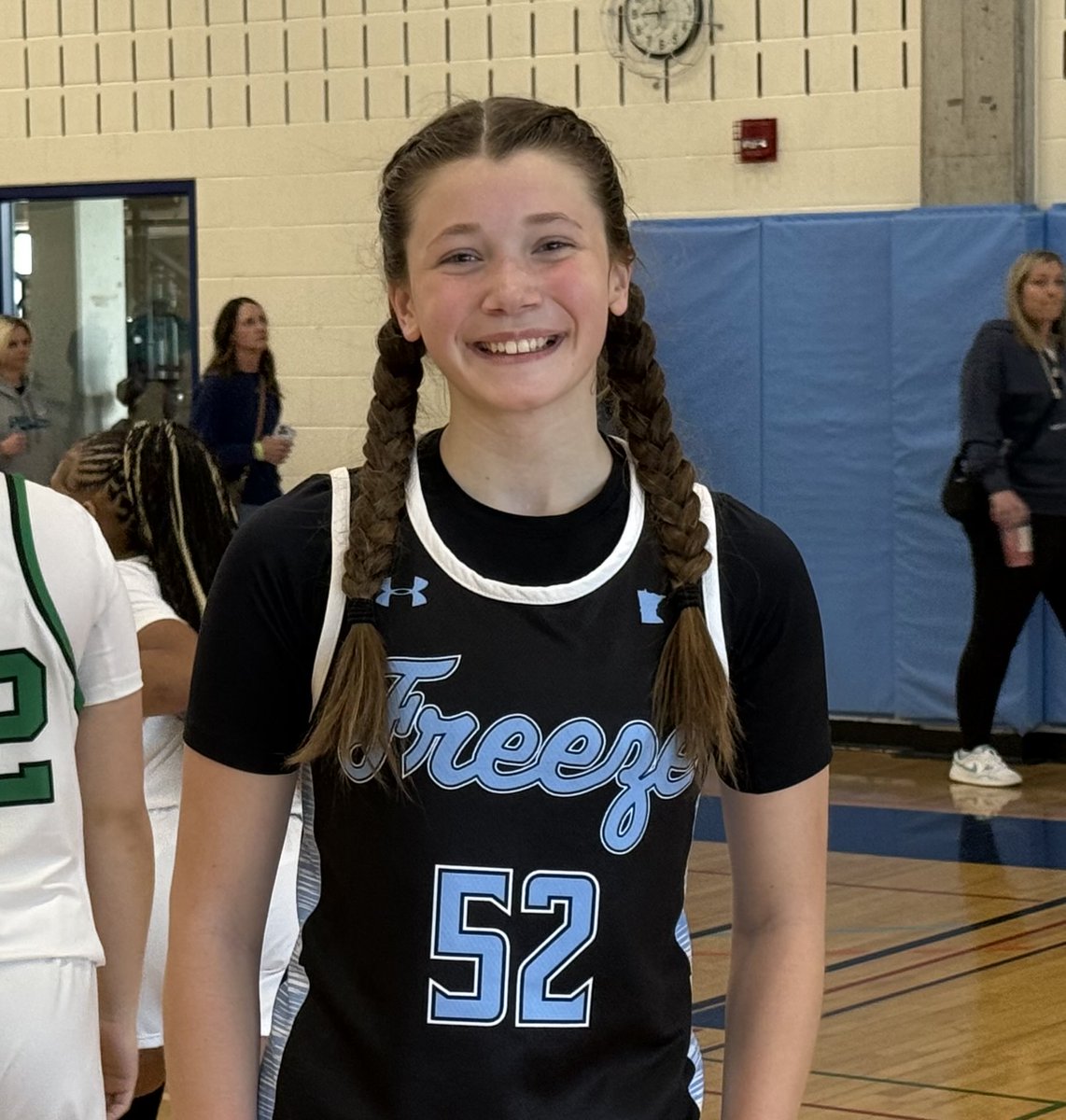 GMacHoops's tweet photo. Upset alert! Led by Annie Setterstrom 6th-seeded @MN_Freeze_Bball 2031 takes down #2 @MinnesotaFury 2031 Blue to advance to the championship game vs #1 @NorthTartan Nike. https://t.co/7Ba6DJxCIf