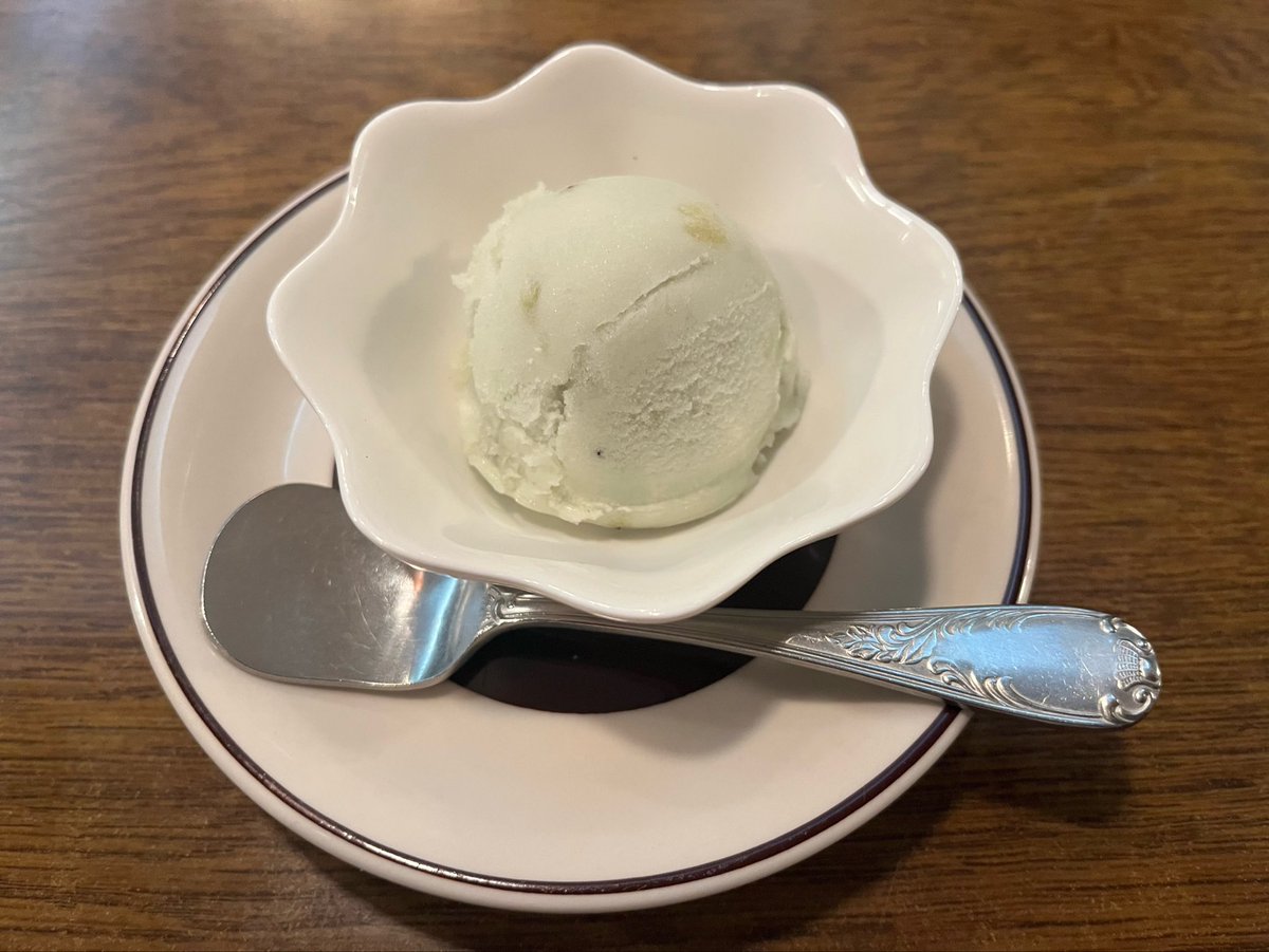 ryichispa's tweet photo. 今回も一関市のビッグシェフさんにて夕ご飯。今回はスペシャルセットなのでデザートも付いてきました。 https://t.co/G0FMVc8U4c