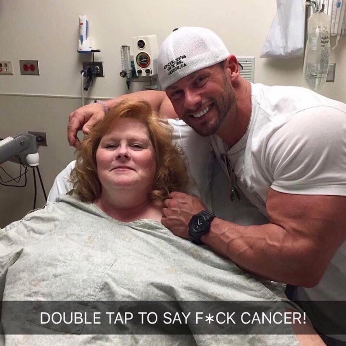 Joey Swoll tweet media