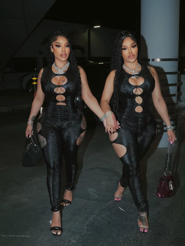 doubledosetwins's tweet photo. all black everything… and still the loudest ones in the room https://t.co/afbyTdOd6q