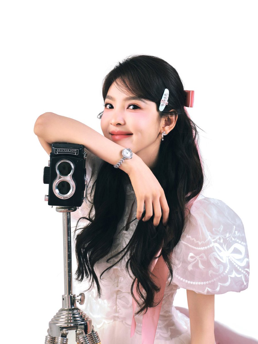 zhang ruonan files tweet media