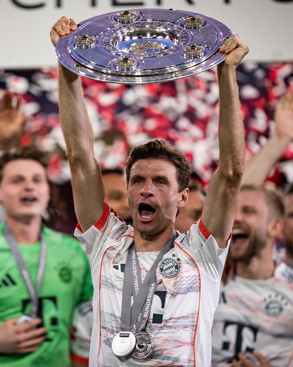 FC Bayern tweet media