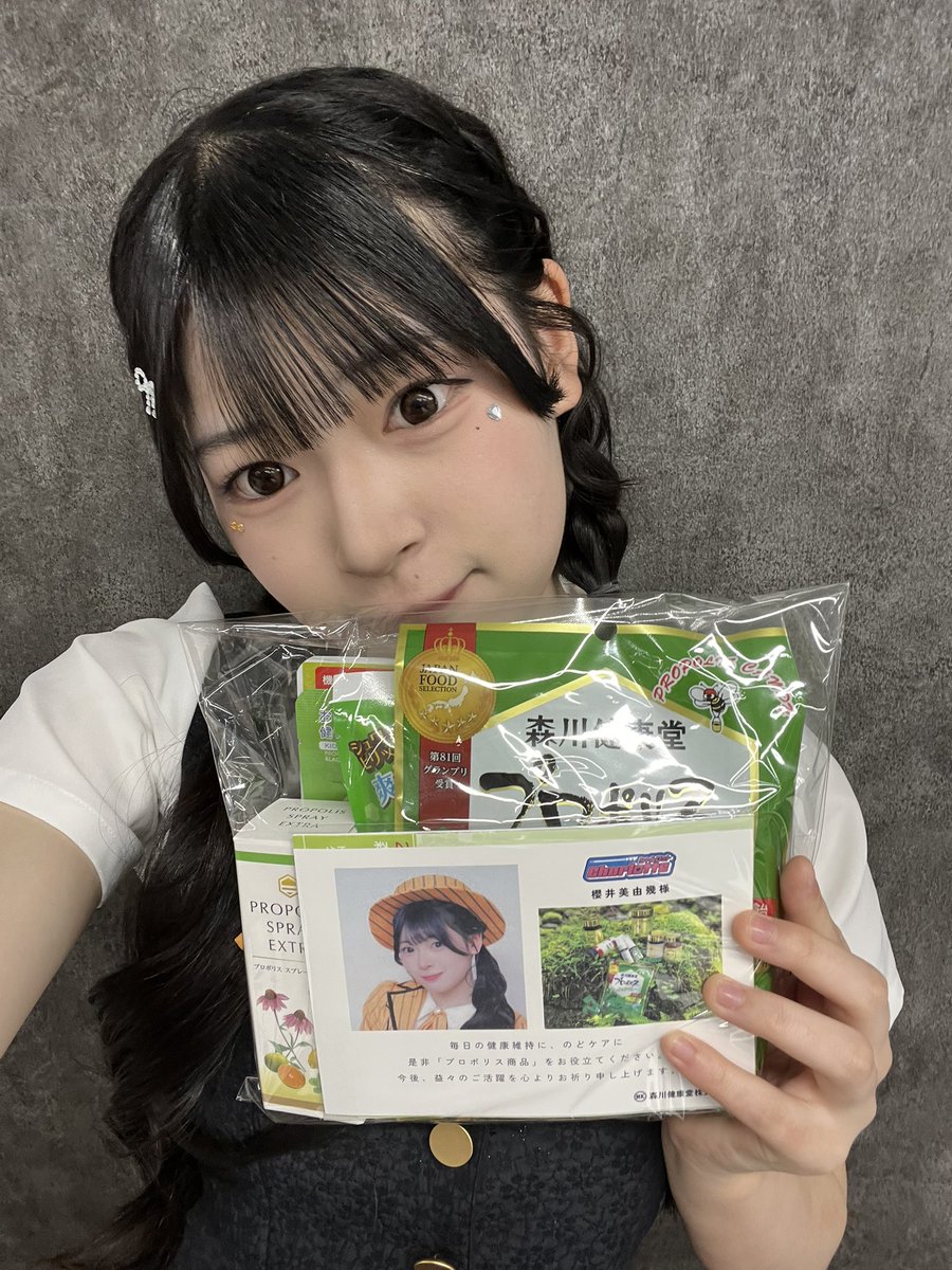 みてー！！！リルリボンさん主催ライブの楽屋に並べてあったの
