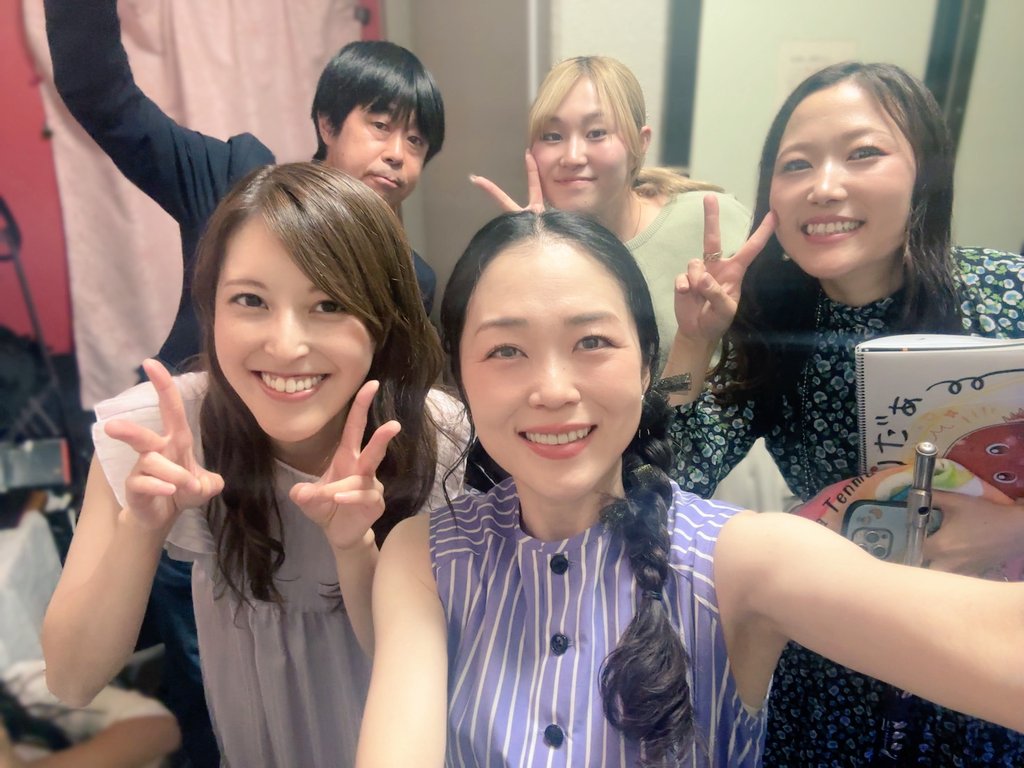 YuukiOfficial's tweet photo. 川口キャバリーノにて、ごきげんガールズ唄会~ハッピー！うたまつり~でした♫
前回の箱ライブから約10ヶ月ぶり、お越し下さった方々ありがとうございました‼️
沢山の曲を世に届けられるよう頑張ります👊✨
ライブ活動も少しずつ復活したいと思っているので、応援してもらえたら嬉しいです(。・_・。)ノ https://t.co/VeUPhhqhur