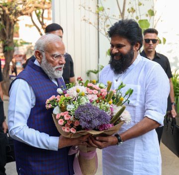 KarnatakaPSPKFC's tweet photo. @narendramodi @APDeputyCMO @PawanKalyan Two Powerful People in Indian Politics 🔥🔥 https://t.co/mIw8FxIswX
