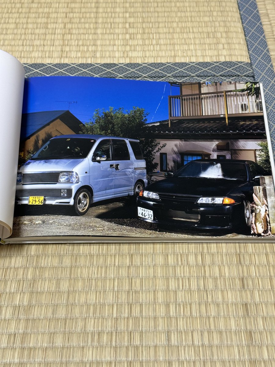 TenguOficial's tweet photo. Estas navidades pasadas me enteré de la existencia de este fotolibro, HOME, de Tomoyuki Sakaguchi. Lo busqué por todas partes pero siempre estaba Sold Out. Desde entonces, he mirado a diario en varias webs de fotografía hasta que por fin en…

Ver más en https://t.co/2OsgDSvF5k https://t.co/ro9ZofLiie