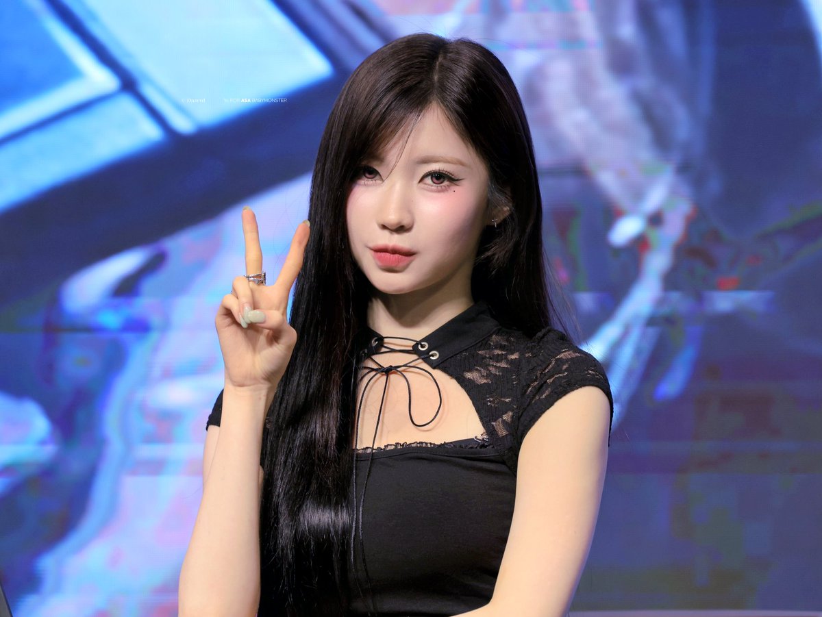 다즐 🐰🎀🖤 tweet media