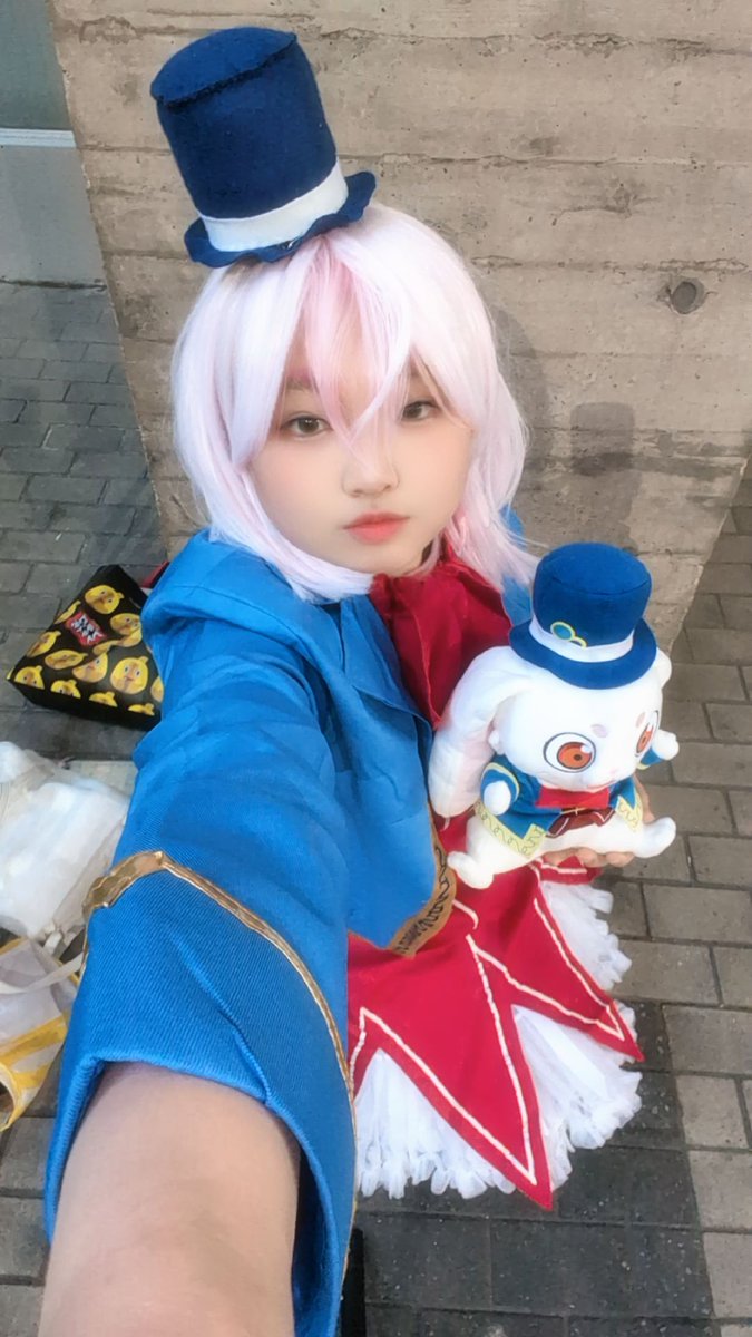 有栖月メア tweet media