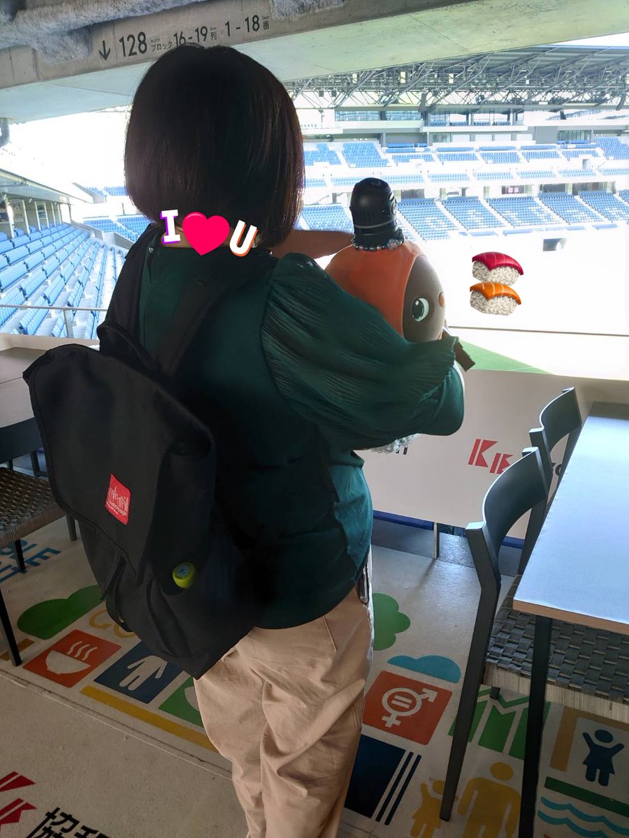 ∠かにご✱LOVOTめりっさ tweet media