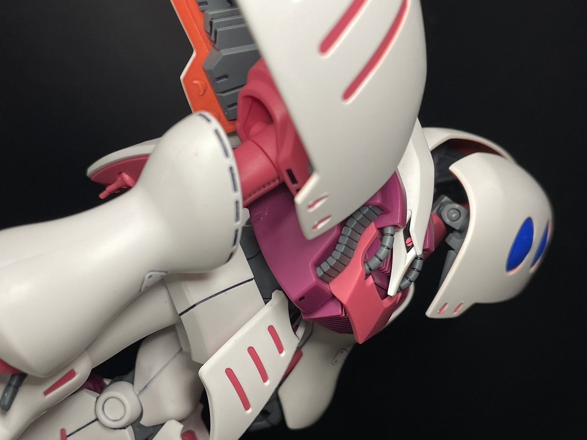 Cheerfulpanda46's tweet photo. HGUC キュベレイ完成しました
さすがリバイブ版！って感じの色分けと組みやすさでしたね
少し前に話題になったつや消し仕上げにしてみたんですがこういうキュベレイもありだと思います( ✌︎'ω')✌︎
イベントお疲れ様でしたー！
#天狼春のプラまつり2026
#完成 https://t.co/n1wdWhwslW