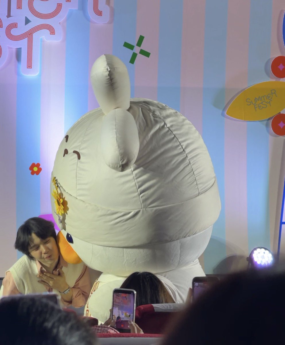 หนัมนิว🫧🦆🐰 tweet media