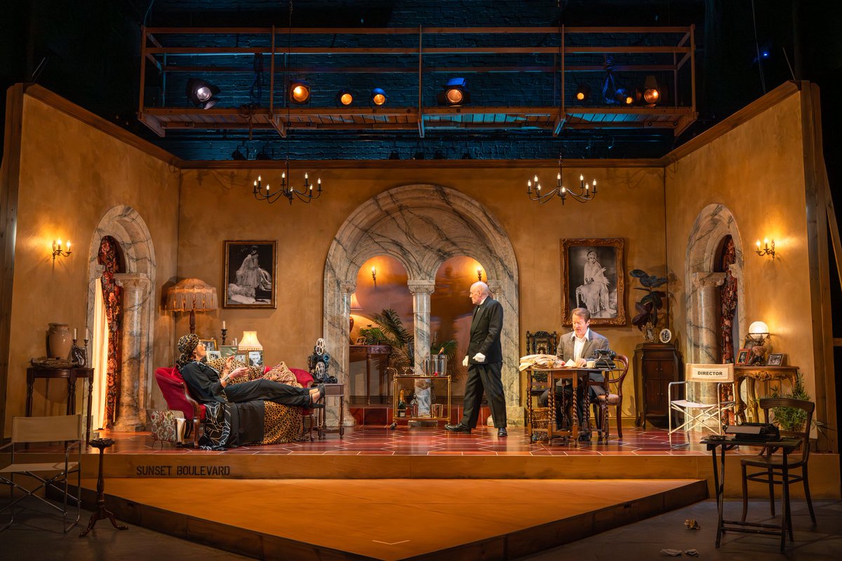 frazzyfrufru's tweet photo. Sunset Boulevard: The Backstage Cut 

Perth Theatre and Concert Hall 

Writer and Director: Morag Fullarton 
Set and Costume Design: Fraser Lappin
Lighting Design: Robbie Butler 
Sound Design: Paul Falconer 
Choreography: Brooke Robertson https://t.co/5bNH490MIO