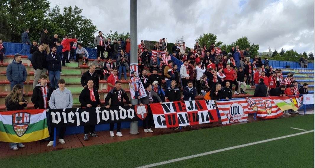 UDLAwayFanClub's tweet photo. GETAFE B VS LOGROÑÉS

10.5.2026

Gracias a los 300 blanquirrojos presentes en Getafe. #UDLog

⚪️🔴🫡 https://t.co/SpsDptCac9
