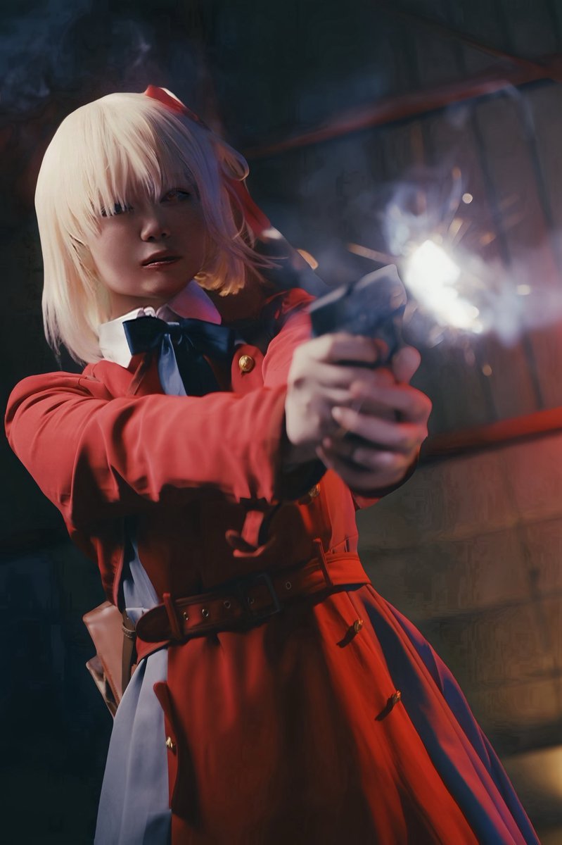 wan_suzuka's tweet photo. ⚠️コスプレ⚠️
リコリコ

「幸せ…殺しが私の幸せなの？」

千束:しばいぬ
📷＆照明:鳩宿くれたさん（@creta8v）
スタジオ（@SecretBase1031） 
※ご厚意で撃たせていただいてます
#映画サバ https://t.co/9lzo2OZiKj