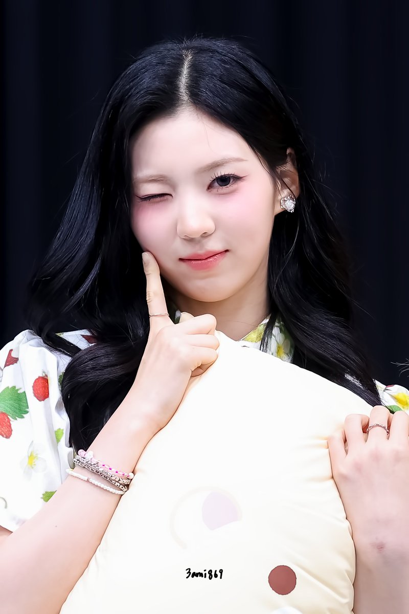 사미 tweet media