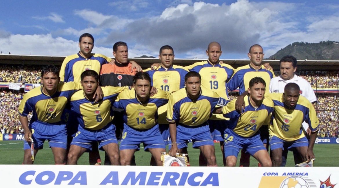 ceprietoc's tweet photo. @PSierraR @NetflixLAT No sé si este equipo era mejor o peor que el actual; Pero al menos no se conjelaron en una final. Título > Relato. https://t.co/HwNF9Ob1gQ