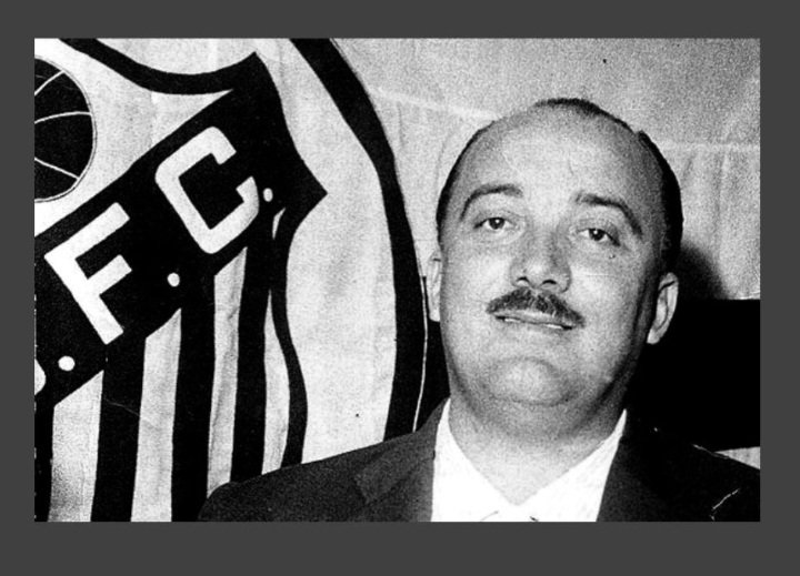 VilaSantastica's tweet photo. Só 2 caras tem 5 titulos  Brasileiros como técnico..

🏆LULA.. 
🏆LUXEMBURGO..

🎂 O "Profexô"..faz aniversário hoje..(74 anos)..

🐳🏆Campeão do Rio-SP 1997..
🐳🏆Campeão Brasileiro...2004.. 
🐳🏆Bi Campeão Paulista..2006/07. https://t.co/hfn4NUQ5re