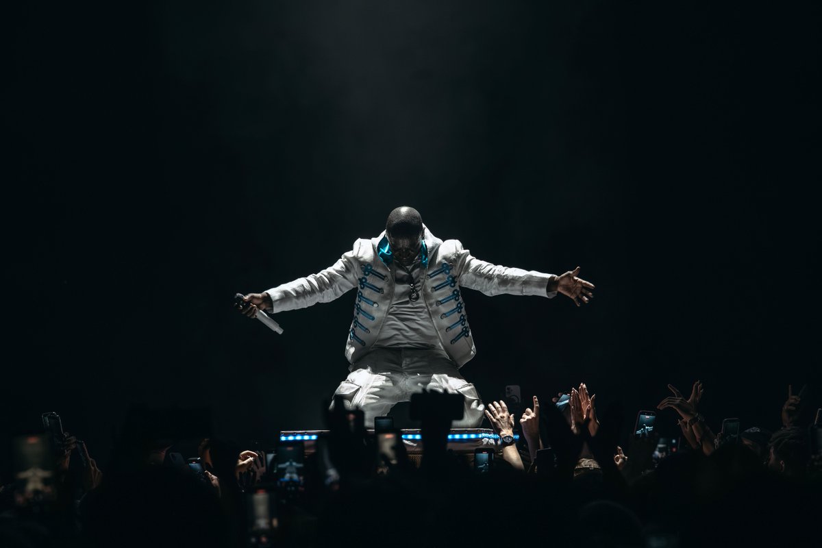 AKON tweet media
