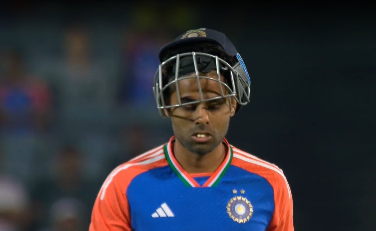 Mr. 360 🐐                                                     Mrs. 69🤡

#IPL2026 #RCBvsMI #ViratKohli #Bhuvi #TVKVijay‌