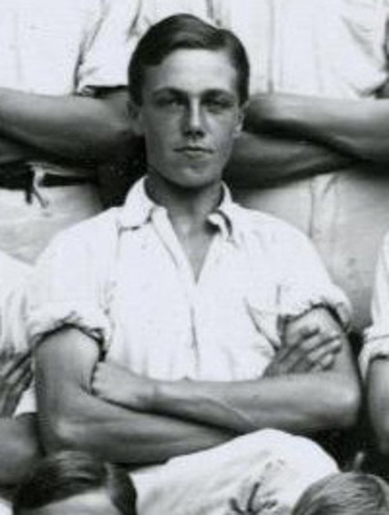 PaulDeane3's tweet photo. At @TolkienSociety's #WestMoot, another #Tolkien contemporary I will discuss is Cecil Day-Lewis, British Poet Laureate 1968-1972
An #Oxford friend of W.H. #Auden, he knew Tolkien as professor not agemate
His best known #alliterative #poem is As One who Wanders into Old Workings https://t.co/k69Wr4n3Qf