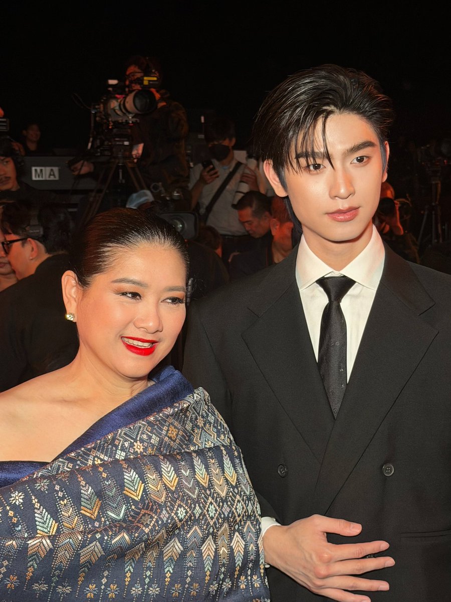 คุณหนูจูจูย้ง~ tweet media