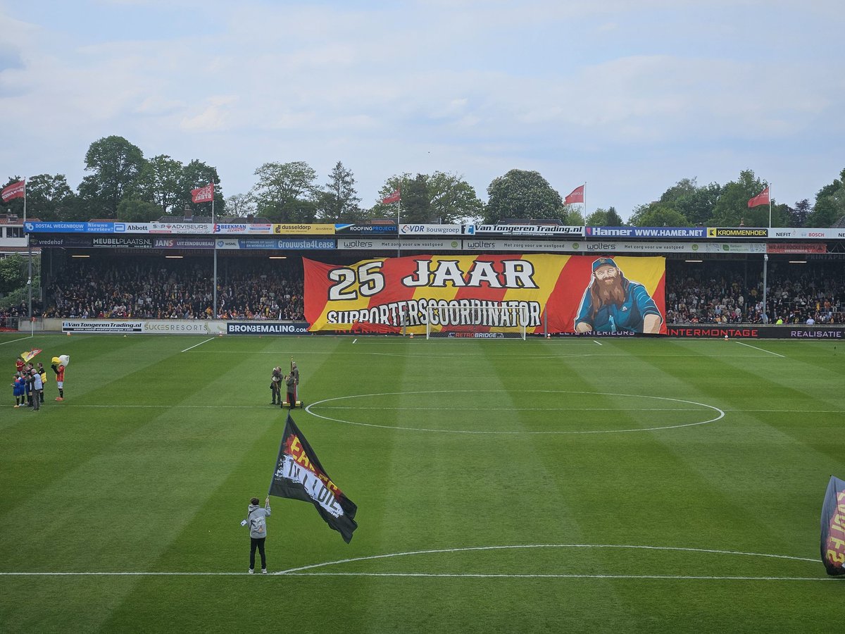 RonGTI's tweet photo. #GAEPSV de laatste alweer voor dit seizoen https://t.co/0PoNQ6KF2c