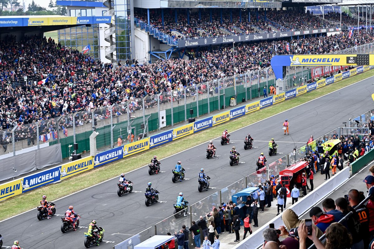 Image de Préfet de la Sarthe - #GPMoto 🏆 | Clap de fin pour cette édition 2026 du MotoGP™🏁 au Mans !
👏 Félicitations aux pilote