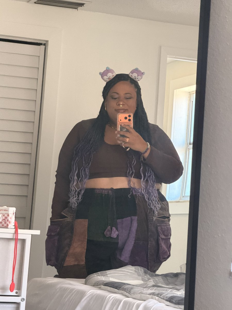 🍒 is seeing BTS 💜 tweet media