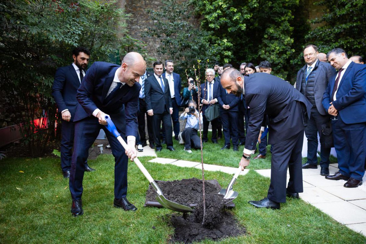 France Diplomatie 🇫🇷🇪🇺 tweet media