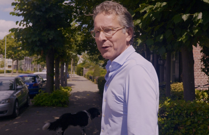 «Υπερβολική η λιτότητα στα δύο πρώτα μνημόνια της Ελλάδας», δήλωσε ο Ντάισελμπλουμ.

Ρε δεν πας στο διάολο κι εσύ, που οδηγήσατε τόσο κόσμο σε αυτοκτονίες, που καταστρέψατε τόσες ζωές!!!