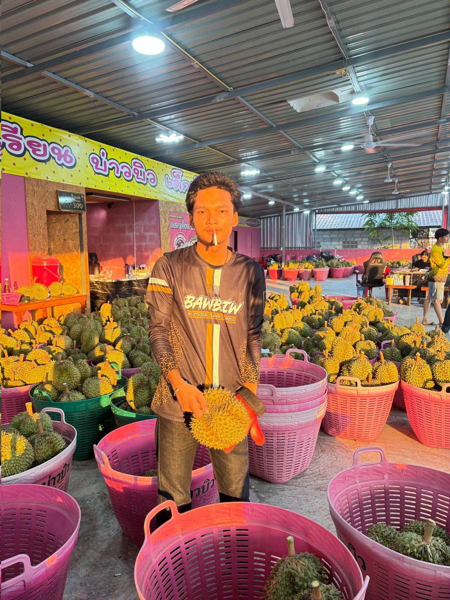 ศิริวัฒน์ nnn tweet media