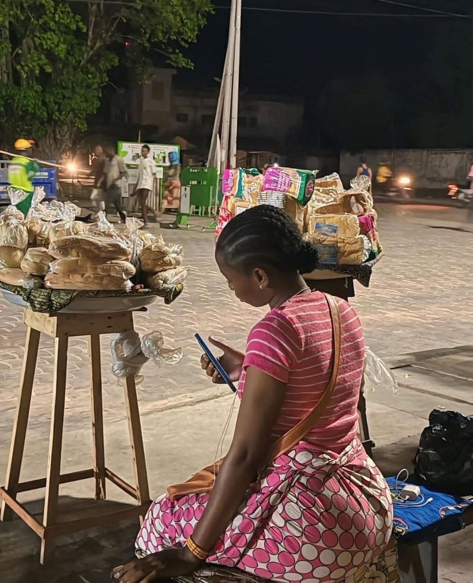 Seunfunmi T. Fash tweet media