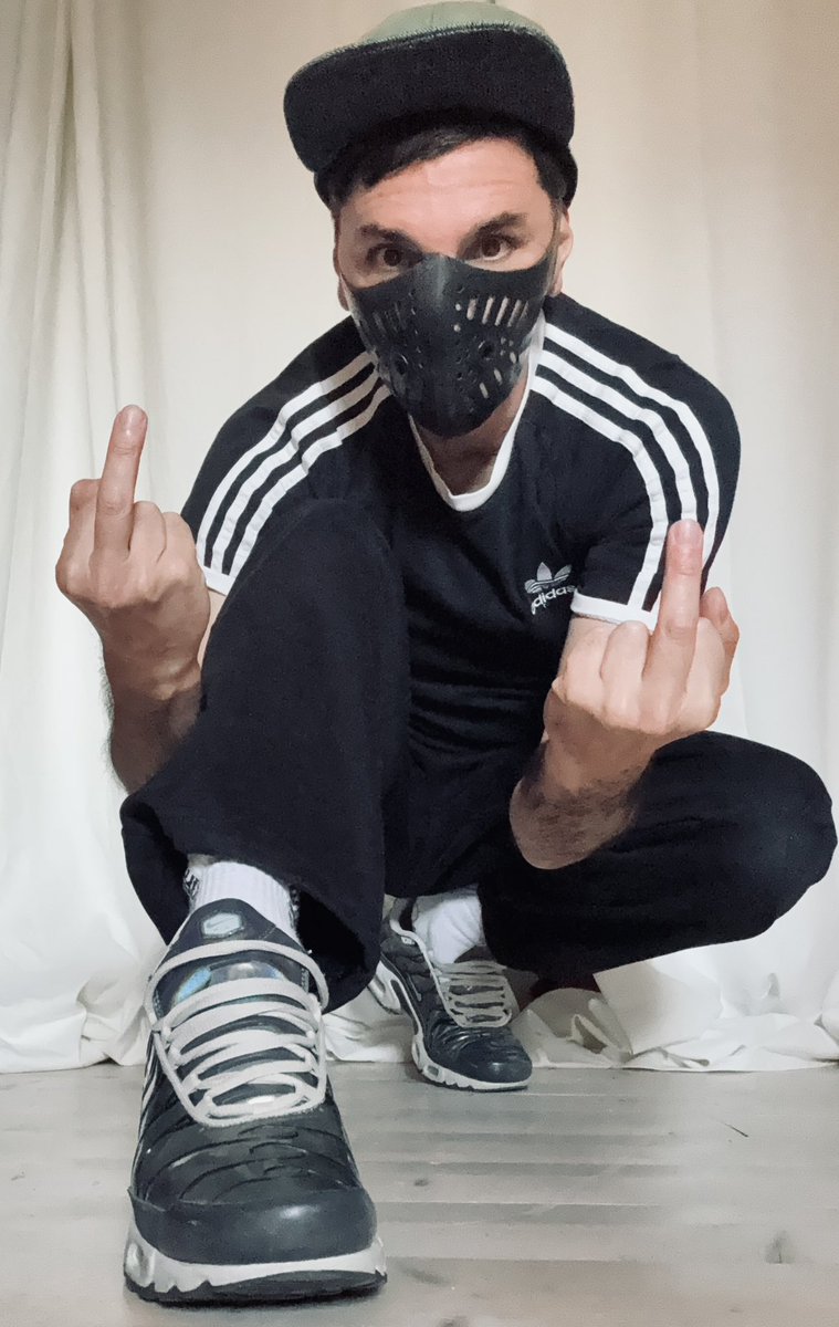 LouisMasterPup2's tweet photo. 😈🤑Quick RTgame with my @subslavepuppy : 5minutes. 1€/🔄💬♥️. Are u ready ?🤑😈 https://t.co/EtPaonQHG8