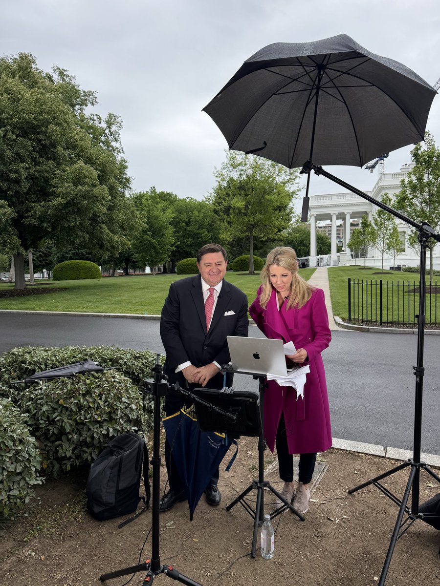 𝕊𝕥𝕖𝕨𝕒𝕣𝕥 𝔻. 𝕄𝕔𝕃𝕒𝕦𝕣𝕚𝕟 tweet media